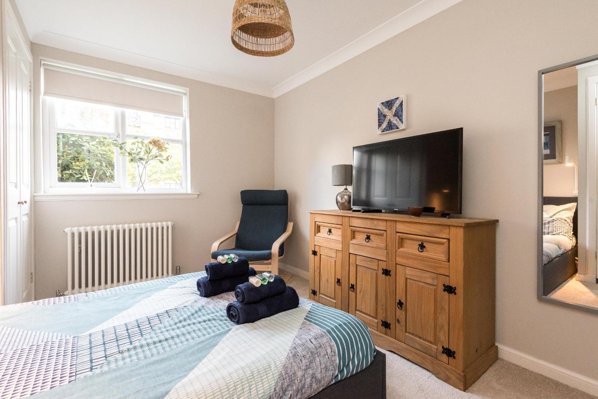 Cosy Roseburn Apartment, - 2 Bedrooms, Free Parking Appartement